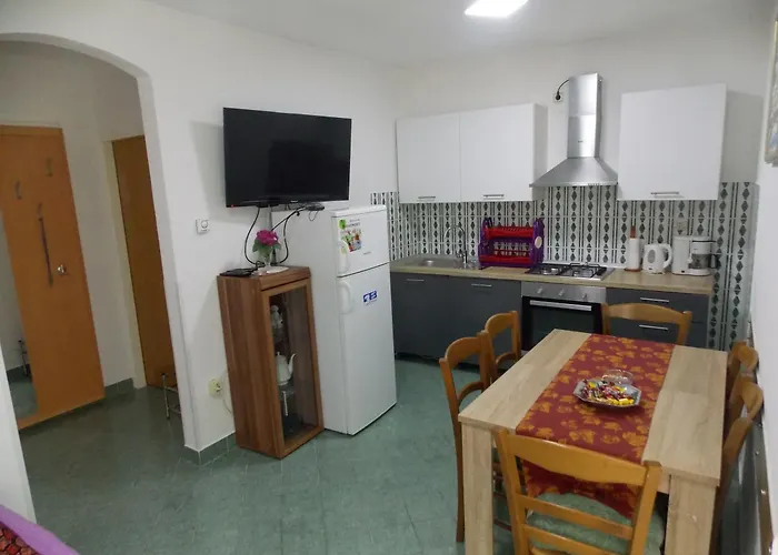 Hanifa Apartmani